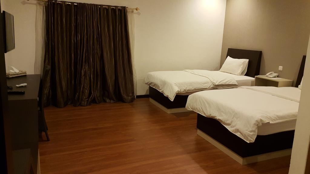 Kampoeng Nelayan Hotel Palu Rom bilde