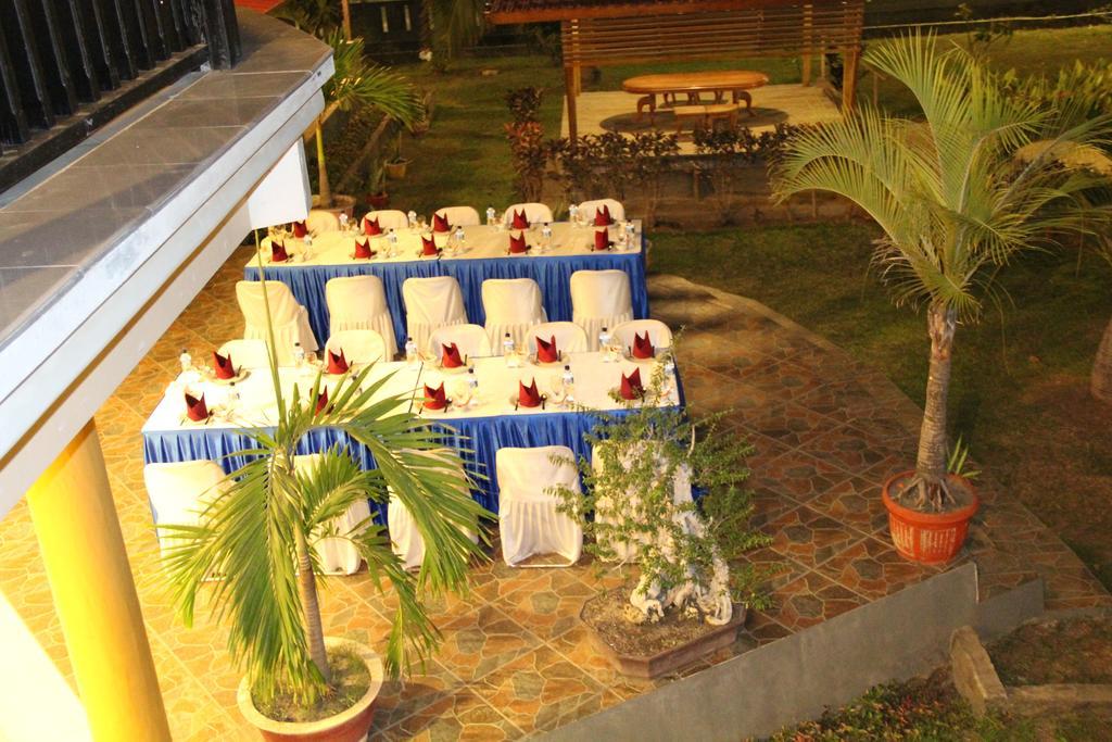 Kampoeng Nelayan Hotel Palu Eksteriør bilde